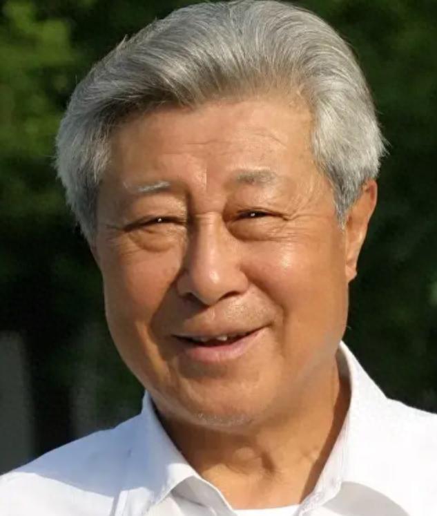 91岁王心刚再度闪耀大屏幕，诠释人民艺术家真谛，感动华语影坛