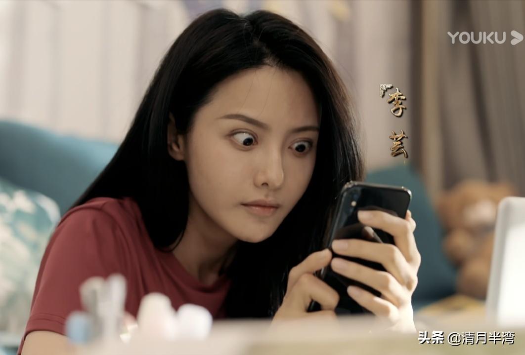李易峰（Li Yifeng） - 除了之前提到的作品，参与过《风起霓裳》等剧。_李易峰（Li Yifeng） - 除了之前提到的作品，参与过《风起霓裳》等剧。_李易峰（Li Yifeng） - 除了之前提到的作品，参与过《风起霓裳》等剧。